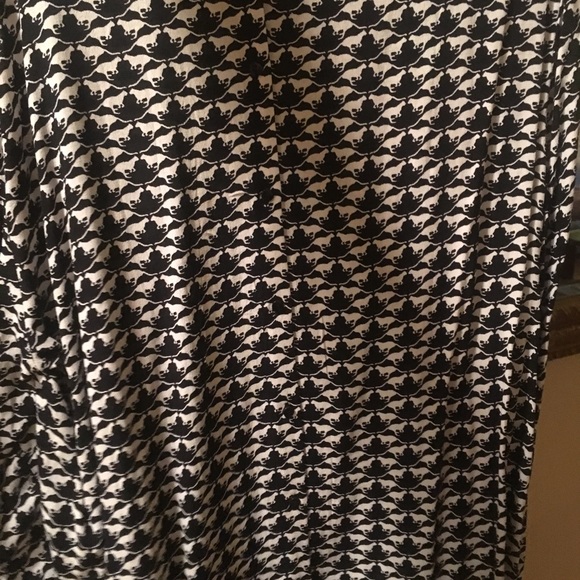 Cheetah pattern top - Picture 2 of 3